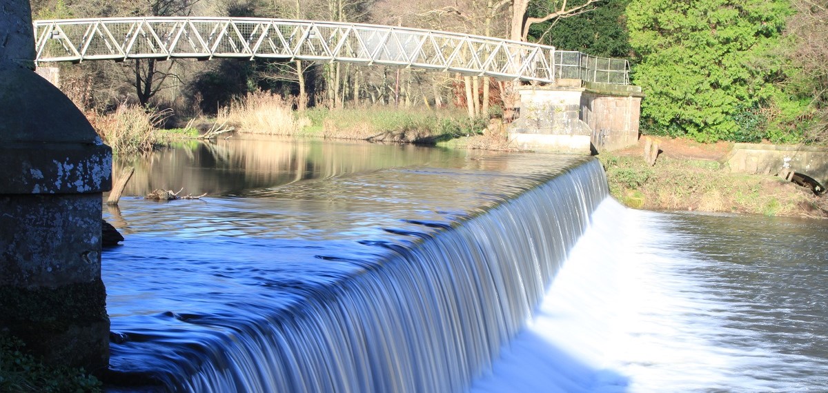 Crumpwood weir